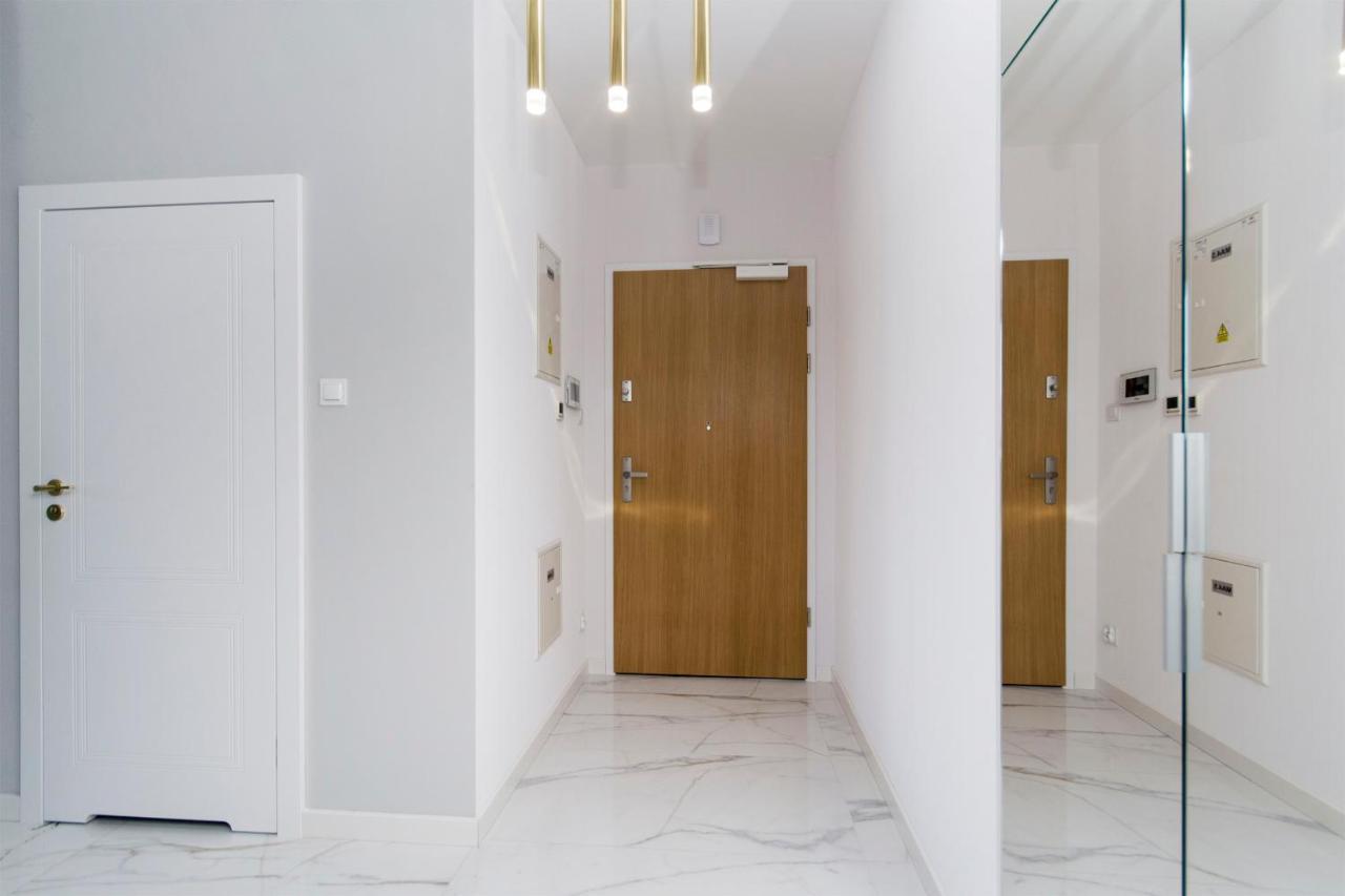 Yacht Park Rentyear Apartments 그디니아 외부 사진