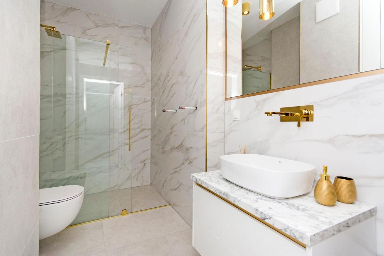 Yacht Park Rentyear Apartments 그디니아 외부 사진